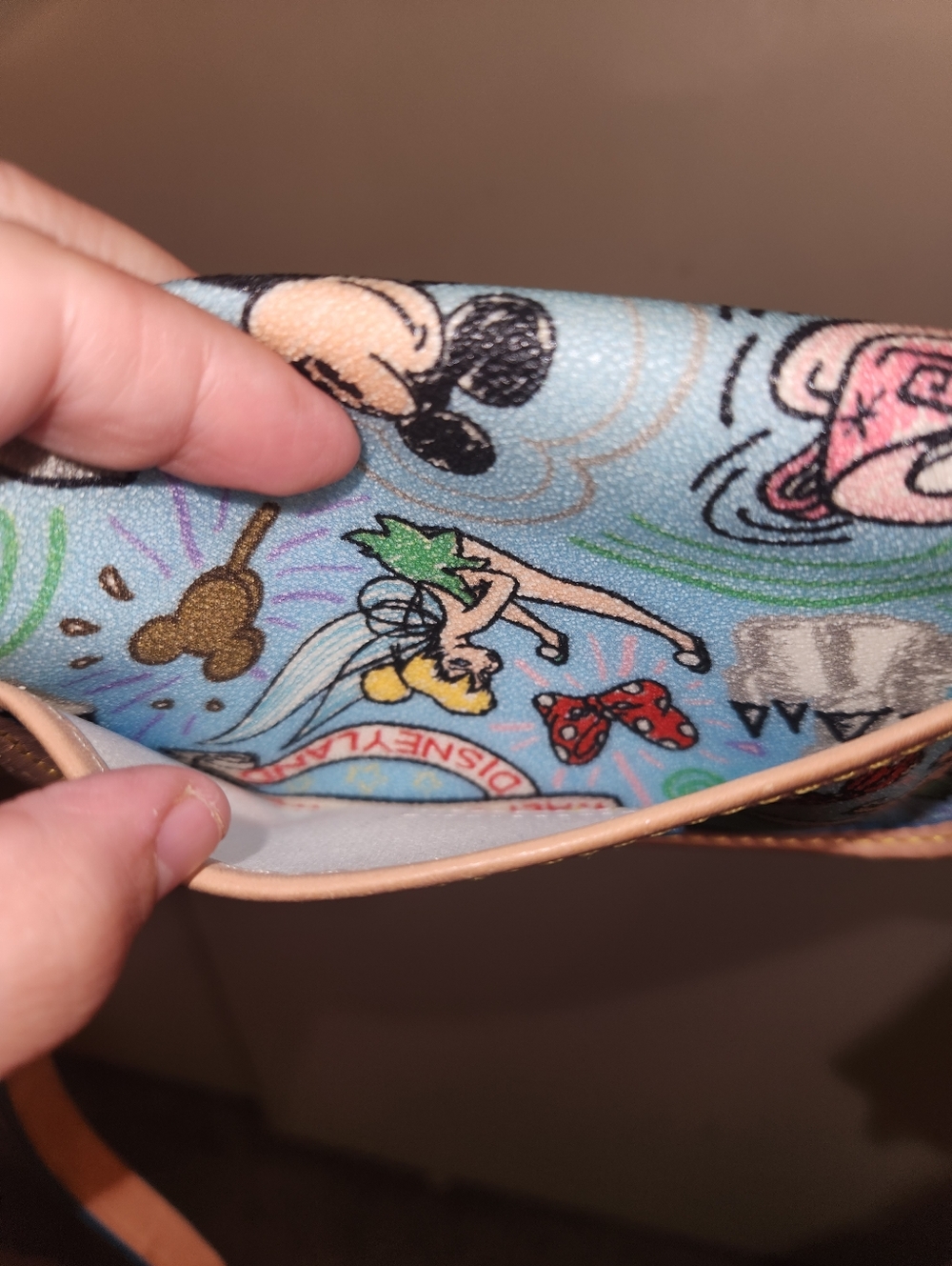 Dooney & Bourke  Disney Sketch Wristlet - Picture 6 of 11